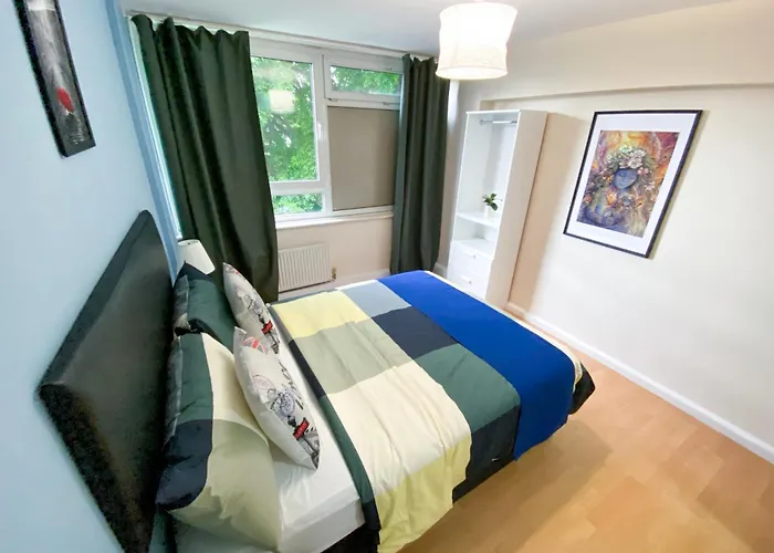 2 Bedroom Flat - 7 Min Walk Old Street Station