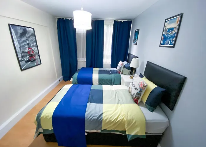 2 Bedroom Flat - 7 Min Walk Old Street Station