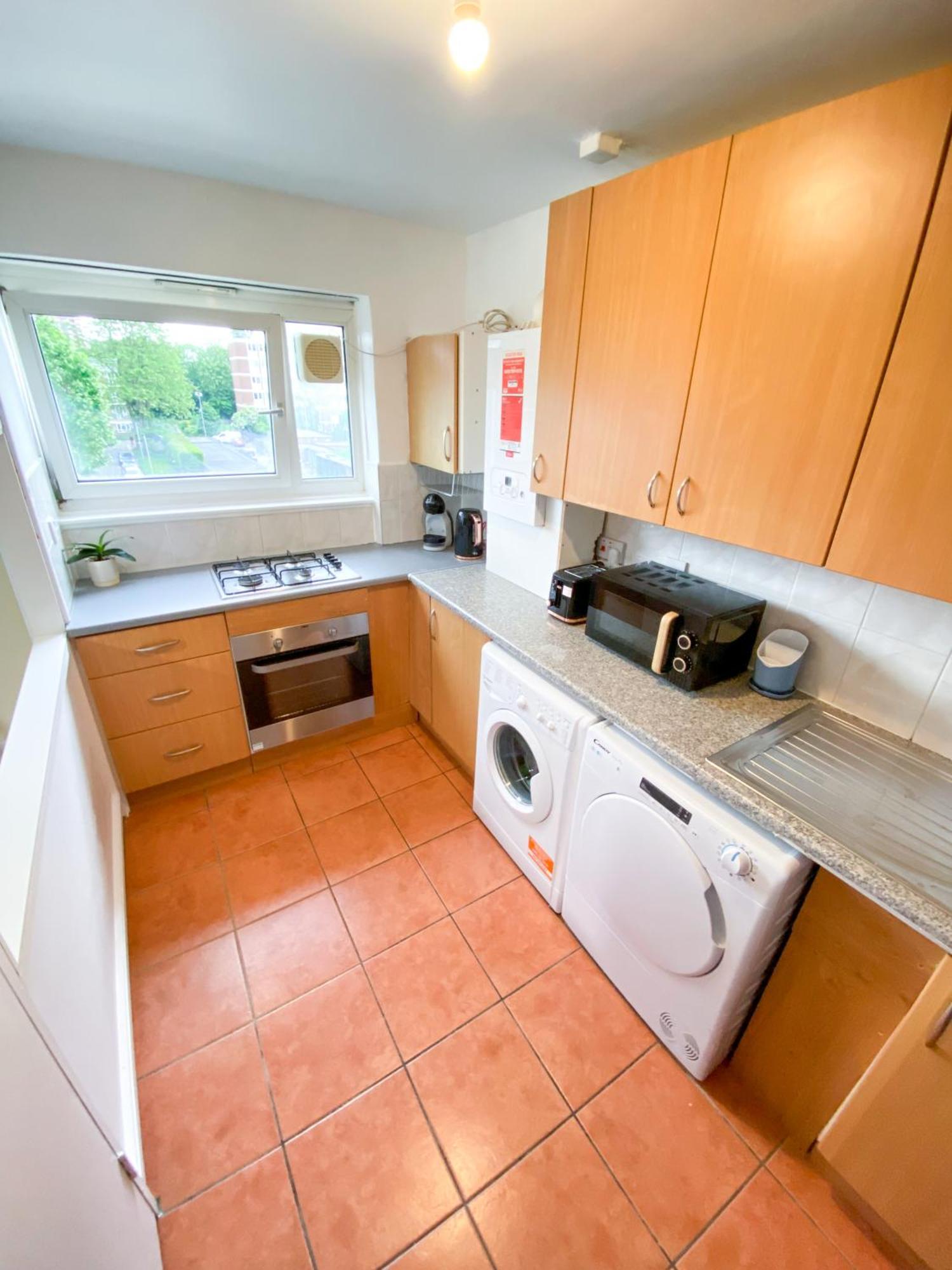 2 Bedroom Flat - 7 Min Walk Old Street Station * London