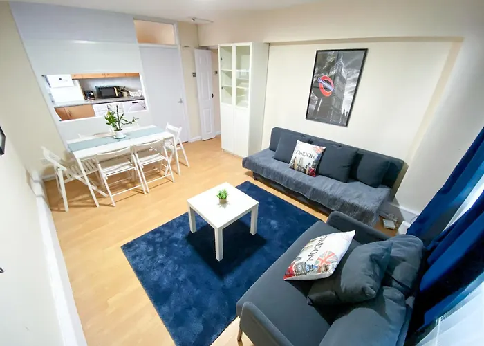 2 Bedroom Flat - 7 Min Walk Old Street Station